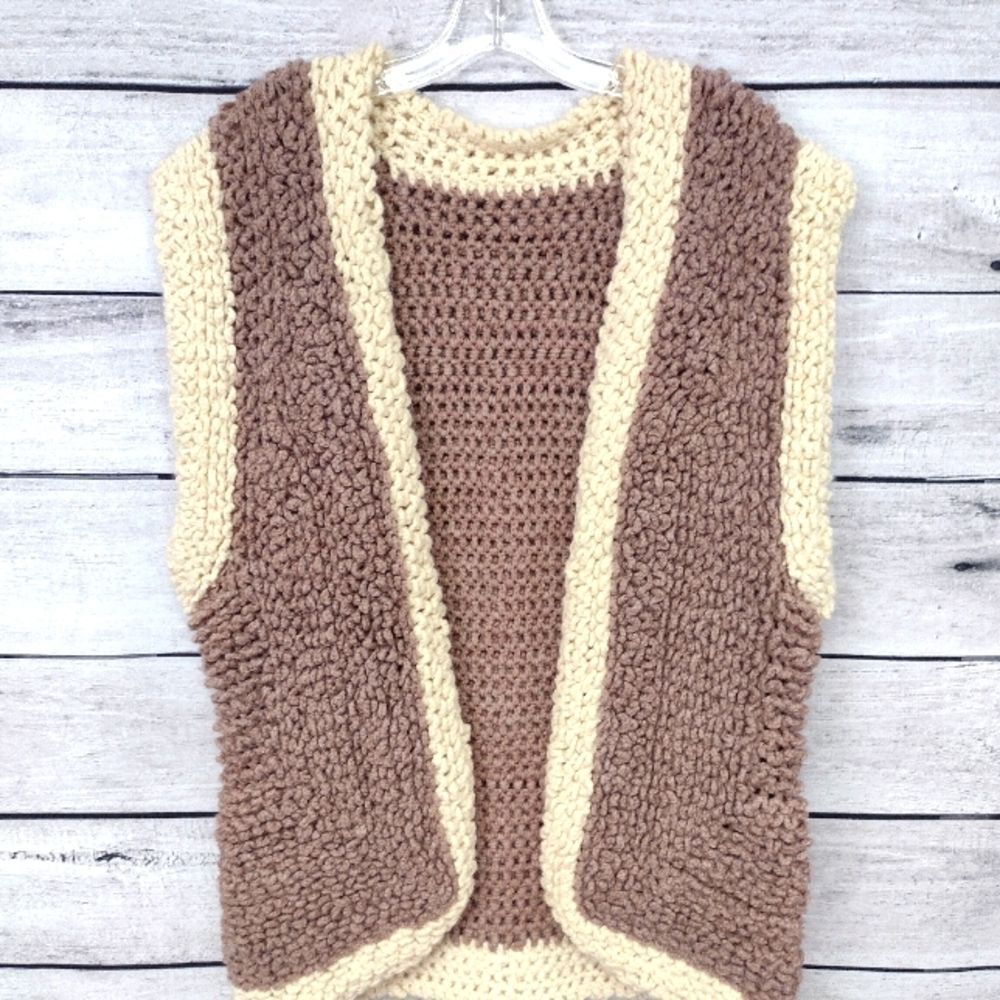 Sweater Vest Heavyweight Wool Tan/Cream Cobble Stitch Handmade Cottagecore